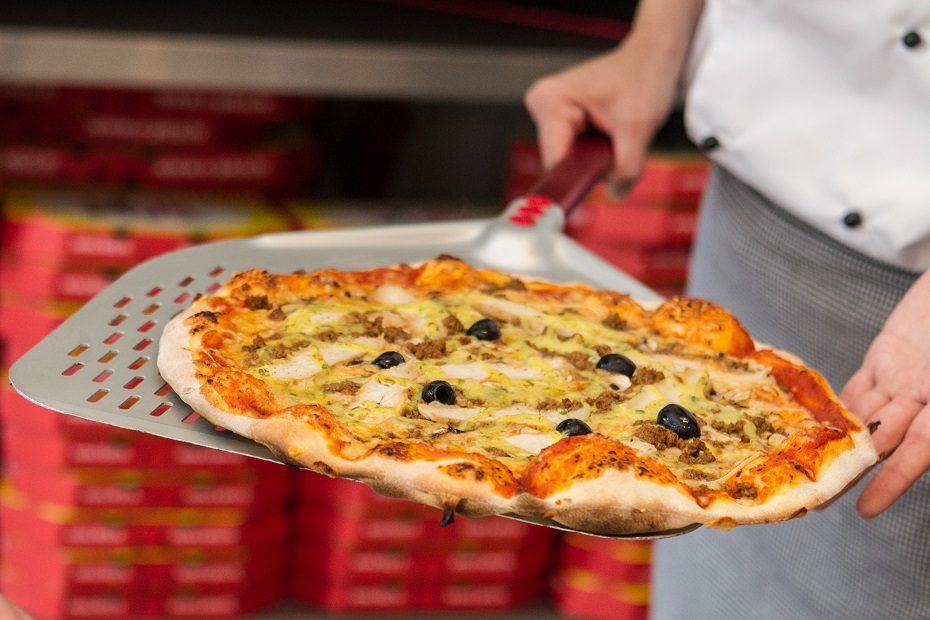 Sukilo prieš picą iš vikšrinių miltų: ar valgytumėte tokią?