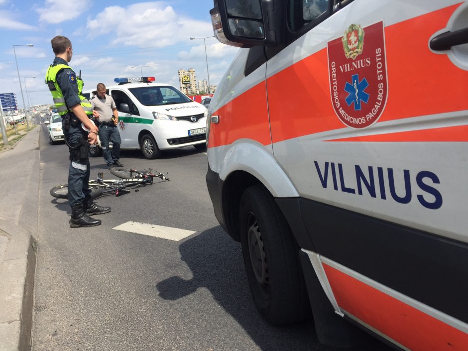 Vilniuje perėjose partrenkti pėsčiasis ir dviratininkas