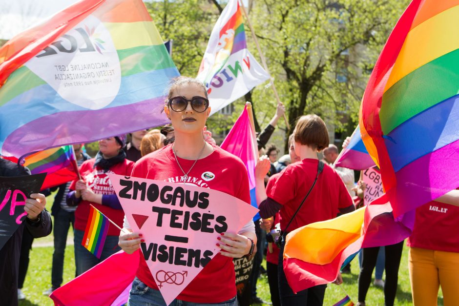 LGBTQ artimieji kreipėsi į valstybės ir bažnyčios vadovus: mažinkime neapykantą visuomenėje