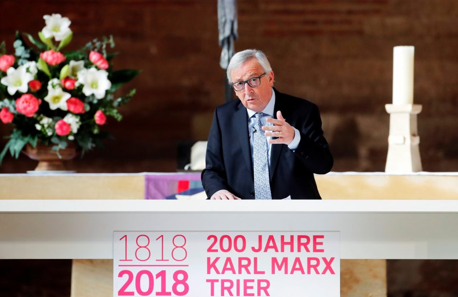 K. Marxo jubiliejus: J. C. Junckeris balina prieštaringojo filosofo mundurą