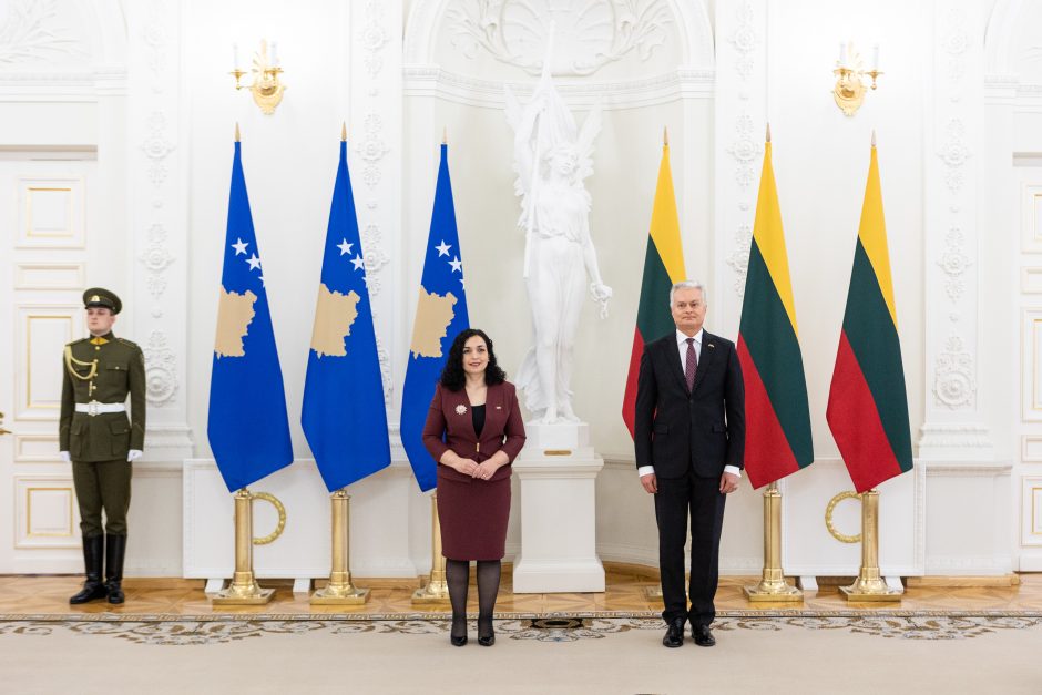 G. Nausėdos susitikimas su Kosovo prezidente