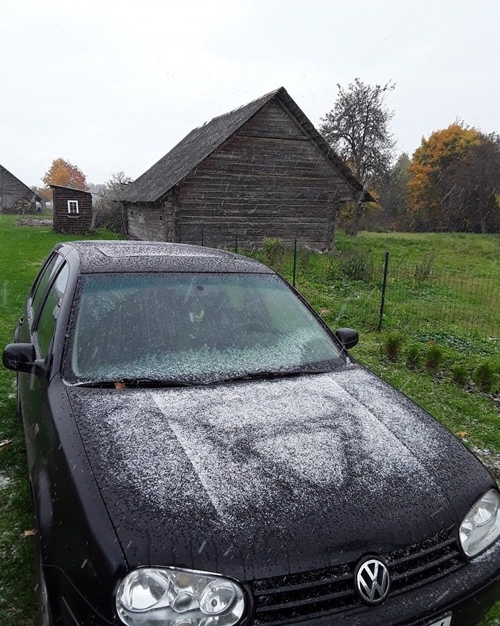 Žiemos pranašas: Lietuvoje jau iškrito pirmasis sniegas