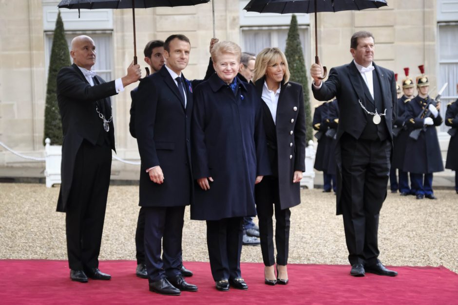 Prezidentė dalyvauja renginiuose Paryžiuje