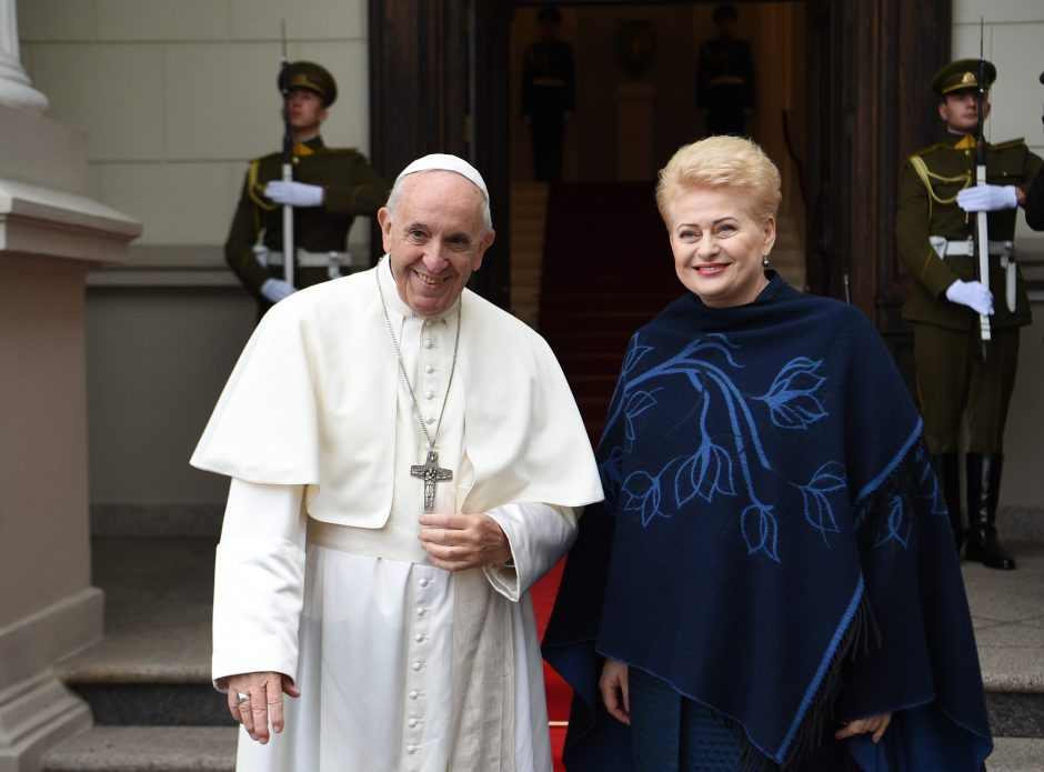 Popiežius užsuko į Prezidentūrą