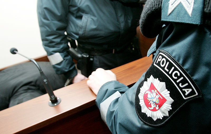 Trakų rajone sargą žiauriai nužudę jaunuoliai stos prieš teismą