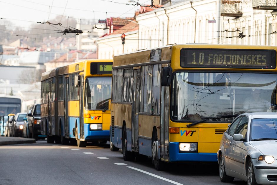 Vilniaus troleibusų ir autobusų vairuotojai grasina streikais