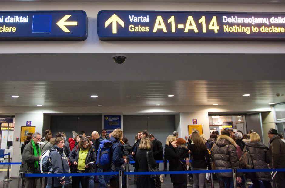 Oro uosto keleiviai paliko 5 tūkst. eurų vertės maisto ir higienos reikmenų
