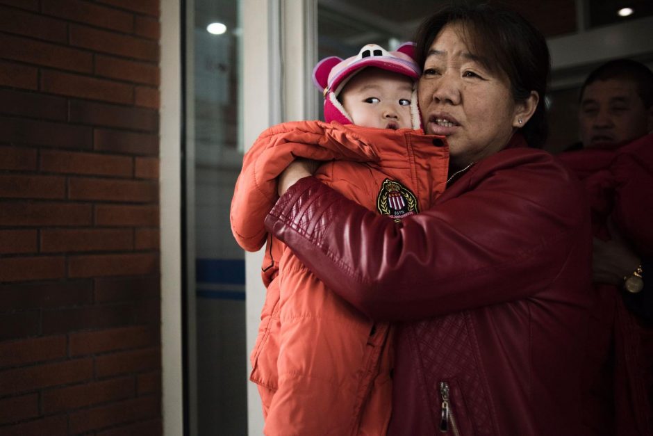 Kinija atšaukia vieno vaiko politiką