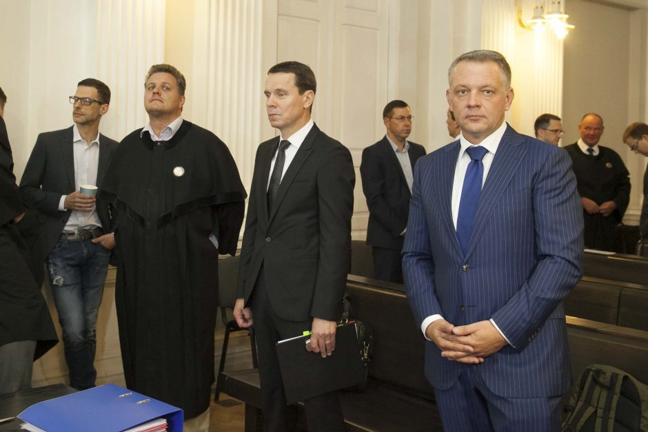 „MG Baltic“ byla: teisiamieji kaltės nepripažįsta, bet duos parodymus