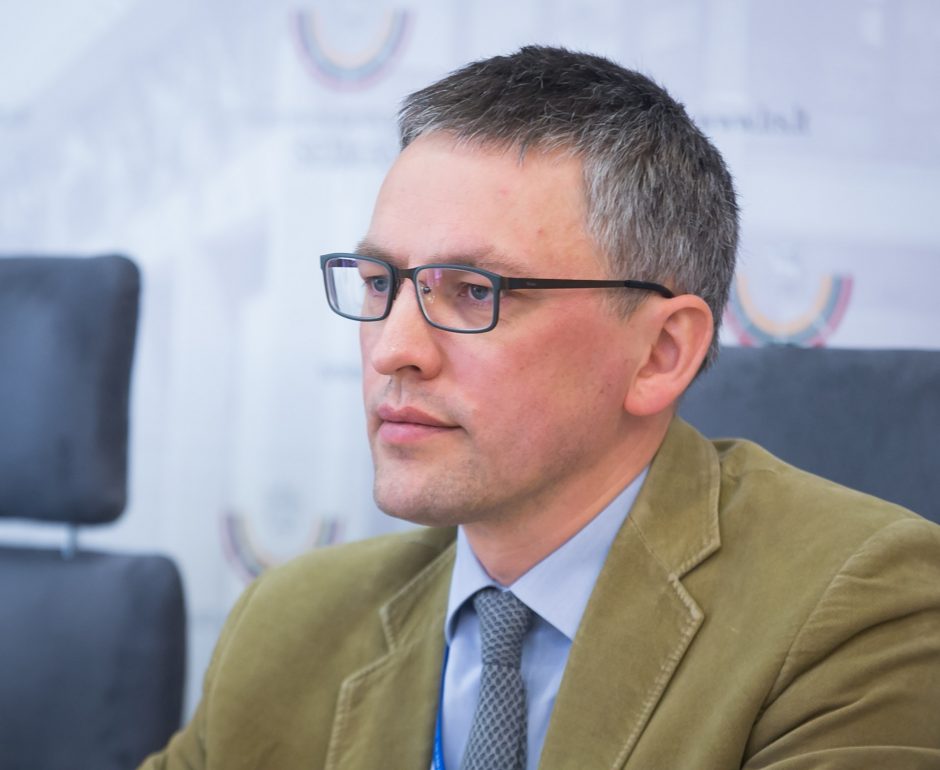 V. Bakas: ministerijos tikrina „Agrokoncerno“ trašų įsigijimą iš Rusijos bendrovės