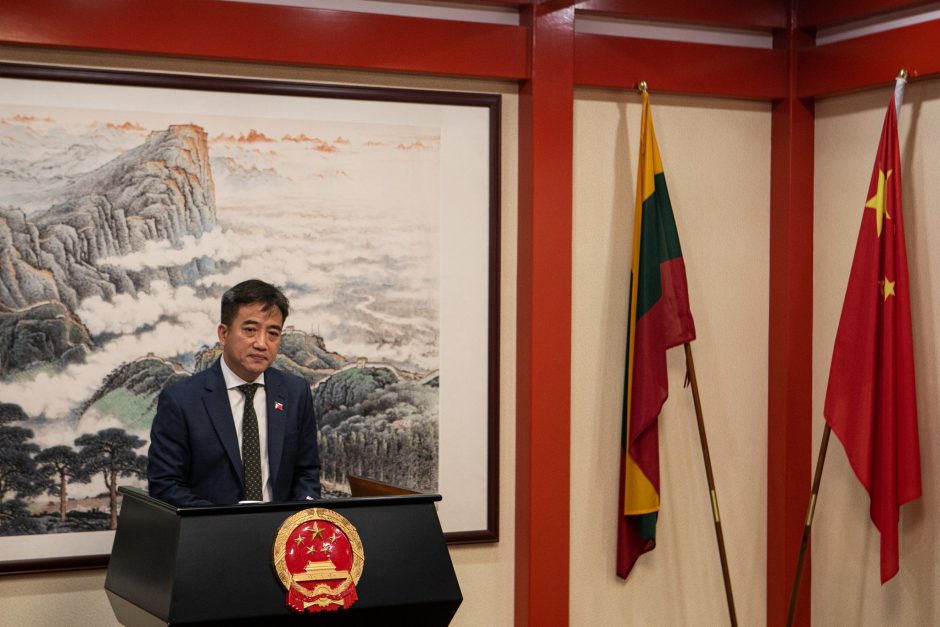Kinijos diplomatas: prekybos problemos nėra susijusios su Pekino ir Vilniaus ginču