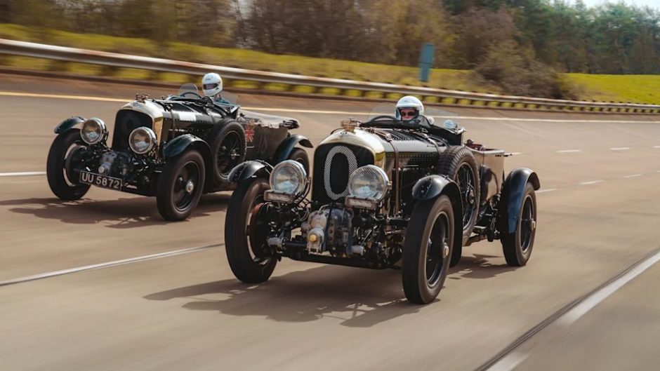 Transporto legendos – su naujais kostiumais: kompanija „Bentley“ atgaivina senus automobilius