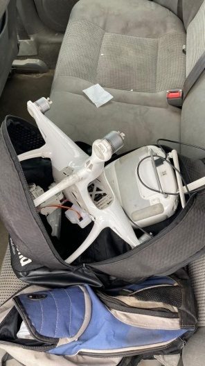 Technologijos pasitarnauja ir nusikaltėliams: dronu ketino gabenti anabolikus ir telefonus