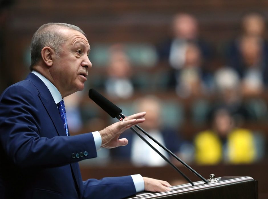 Turkija viliasi, kad sąjungininkės gerbs jos sprendimą dėl karinės operacijos Sirijoje
