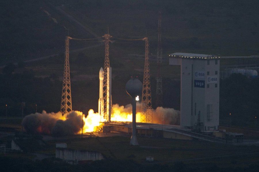 Europos raketos „Vega“ startas su JAE palydovu baigėsi nesėkme