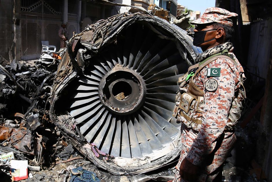 Į Pakistaną padėti lėktuvo katastrofos tyrėjams atvyko „Airbus“ ekspertai