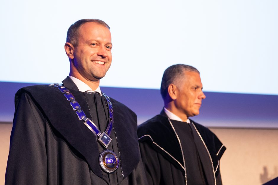 Inauguruotas naujas ISM Vadybos ir ekonomikos universiteto rektorius D. Misiūnas