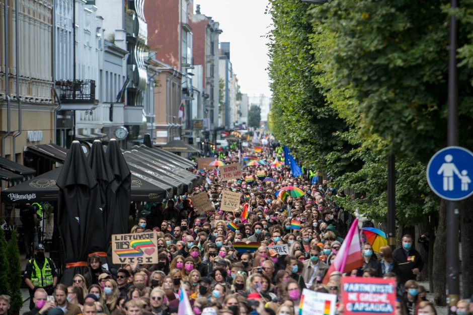 Išskirtiniai kadrai: konfliktai per „Kaunas Pride“ eitynes