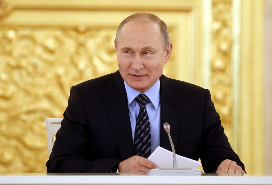 V. Putinas pareiškė neketinantis būti prezidentu daugiau nei dvi kadencijas iš eilės