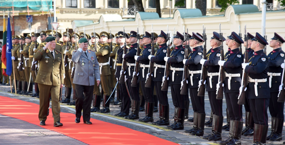 NATO vadavietės vadas: JAV karių buvimas Lietuvoje – politinis sprendimas