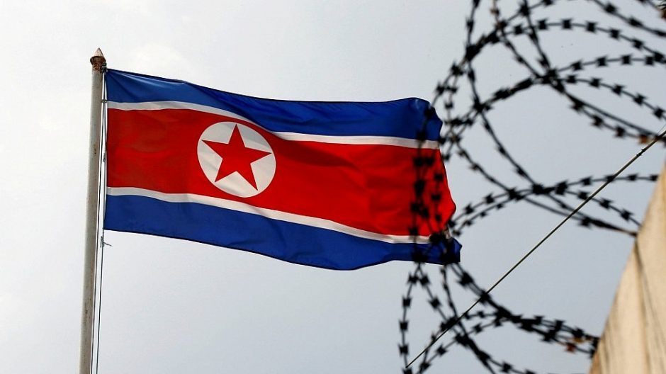 Seulas sustabdė transliuojamą propagandą pasienyje su Šiaurės Korėja