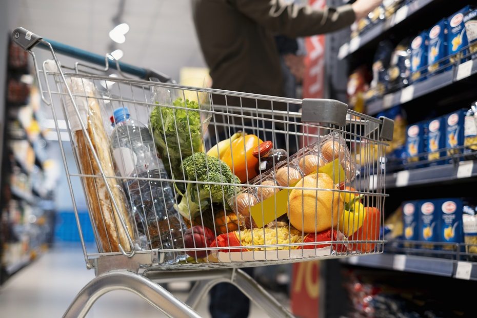 Analizė: pigiausių maisto produktų vidutinis krepšelis vasarį brango