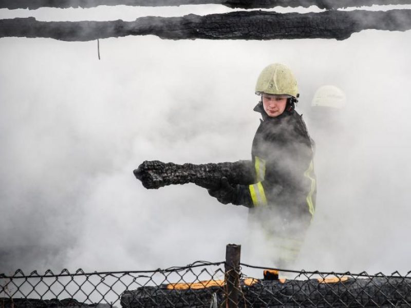 Kretingos rajono kaime ugniagesiai užgesino tris degusius pastatus