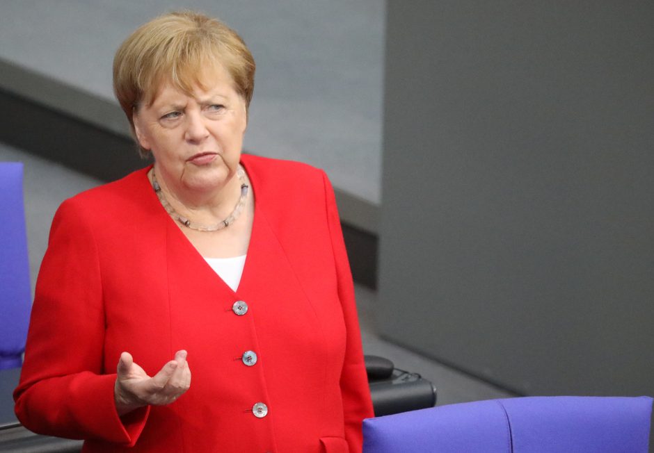 A. Merkel yra pasiruošusi eiti į kompromisą dėl EK vadovo posto