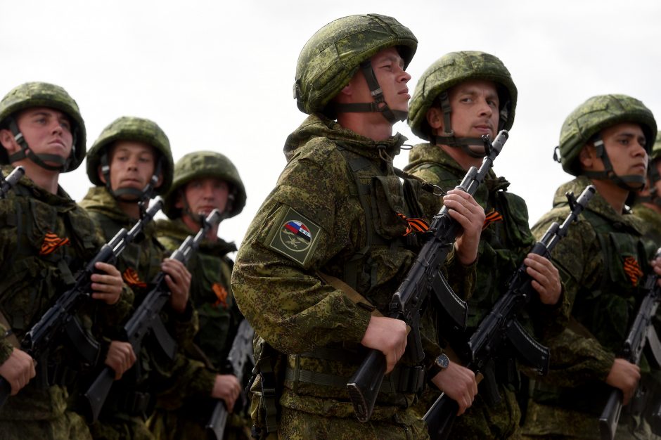 Rusijoje vyksta pasirengimas didelėms karinėms pratyboms (papildyta)
