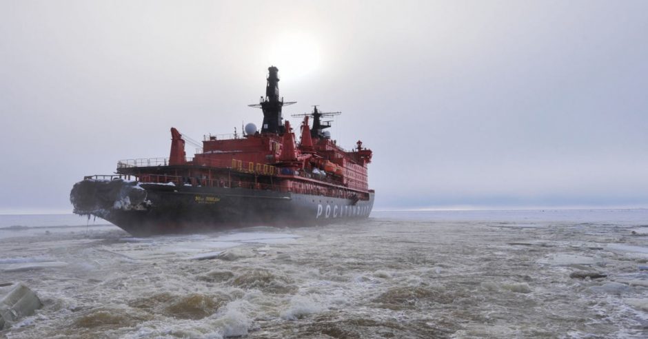 Rusija turės laivybą Arktyje ištisus metus užtikrinantį ledlaužių laivyną