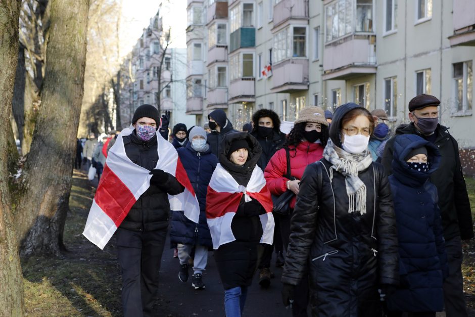 Teisėsauga: per protesto akcijas Minske sulaikyta per 300 žmonių