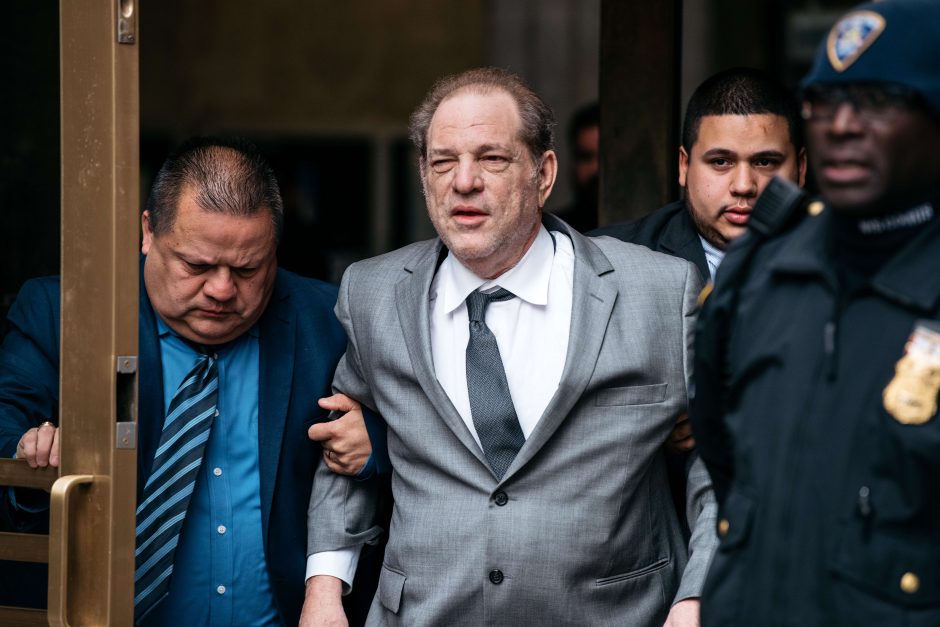 H. Weinsteinas pasiekė 25 mln. dolerių susitarimą civilinėje byloje