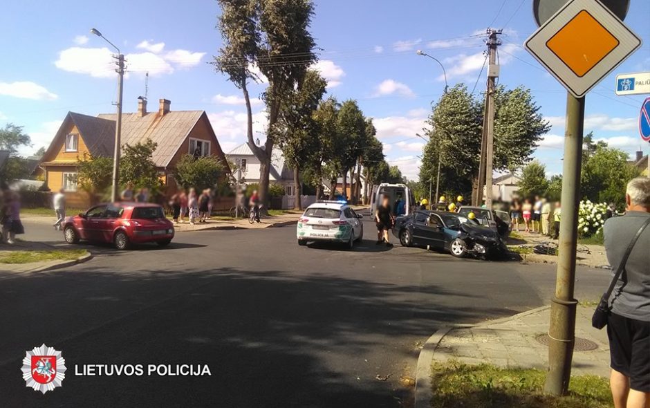 Policija prašo pagalbos: ieško, kas matė avariją Panevėžyje