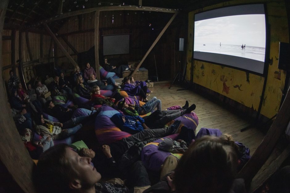 „Kino karavanas 2019“: minios žiūrovų, dešimtys filmų ir šiek tiek lietaus