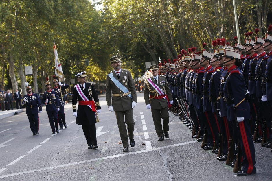 Ispanijos sosto įpėdinis pirmąkart pavadavo karalių nacionalinės dienos ceremonijose