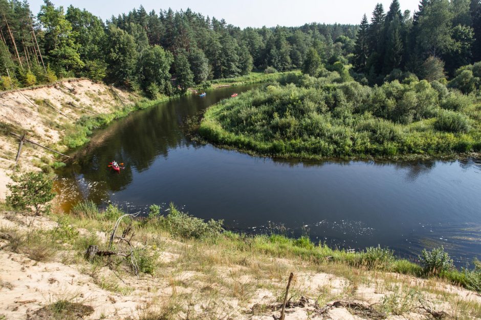 Hidrologas: vis dar jaučiamas vandens stygius ežeruose ir upėse