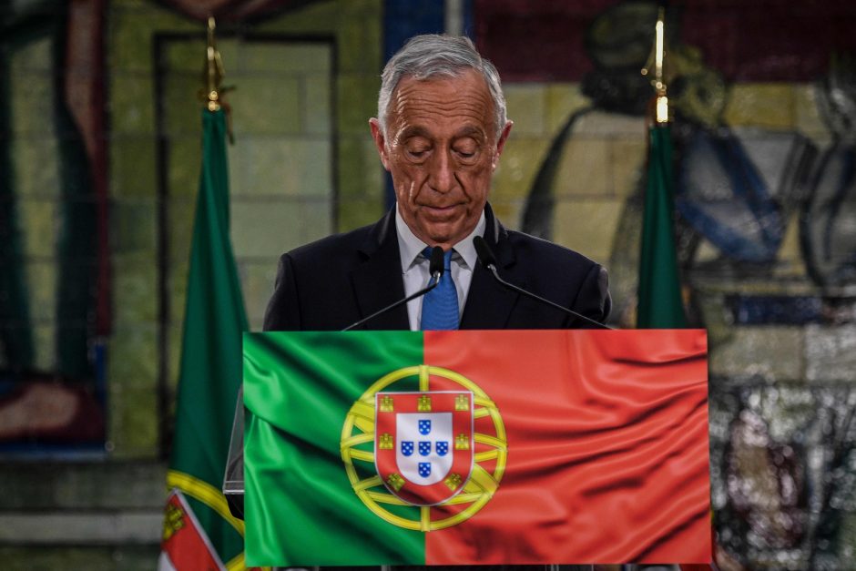 Negalutiniai rezultatai: Portugalija perrinko prezidentą M. Rebelo de Sousą