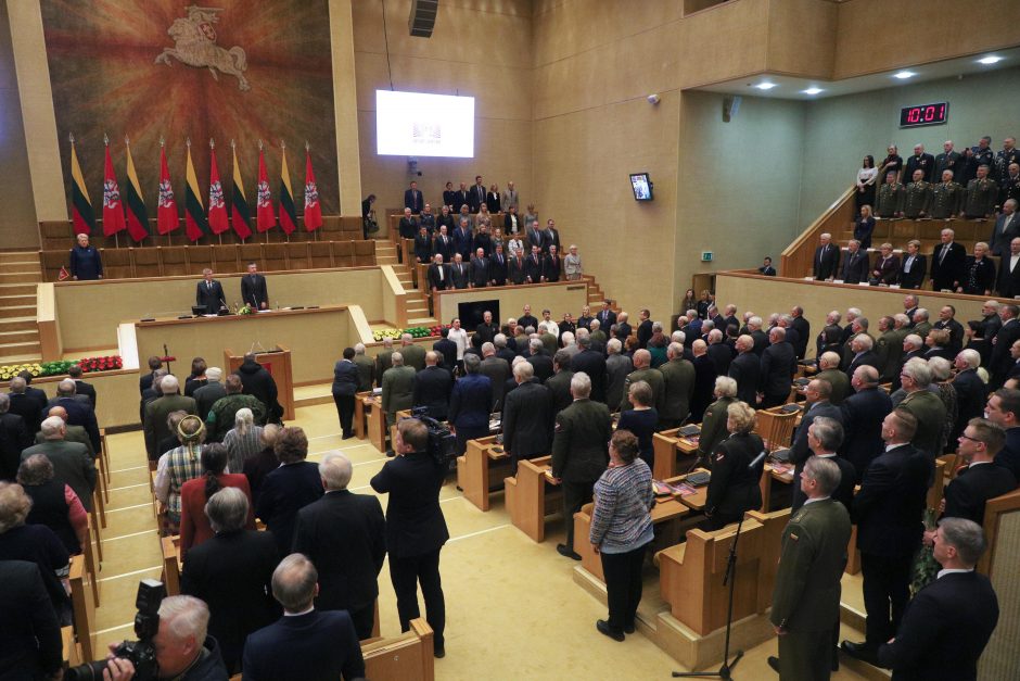 Minint Laisvės gynėjų dieną septyniems partizanams įteikta Laisvės premija 