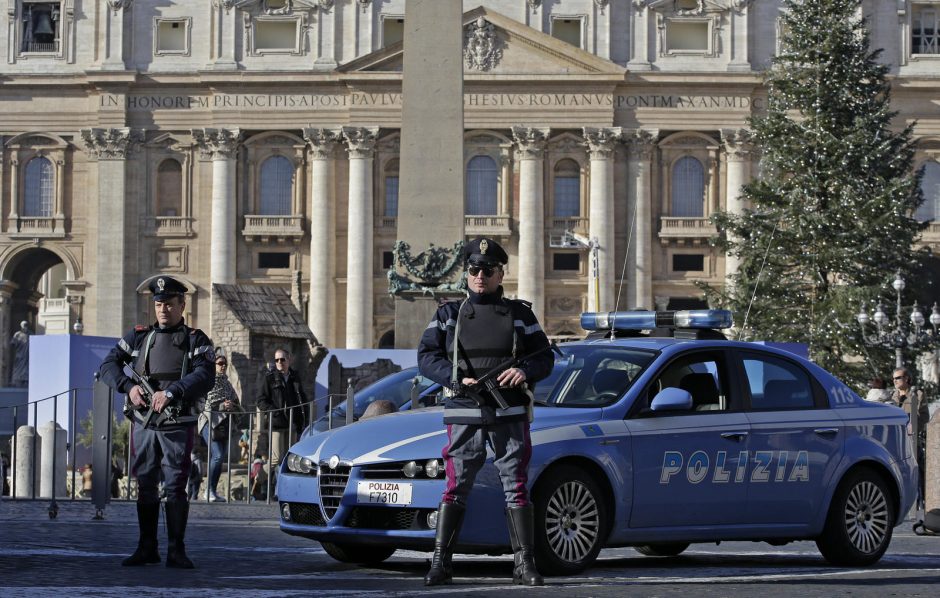 Italijoje dėl turistės išprievartavimo bus sulaikyti penki viešbučio darbuotojai
