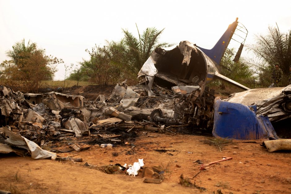 Kolumbijoje sudužus lėktuvui žuvo 12 žmonių