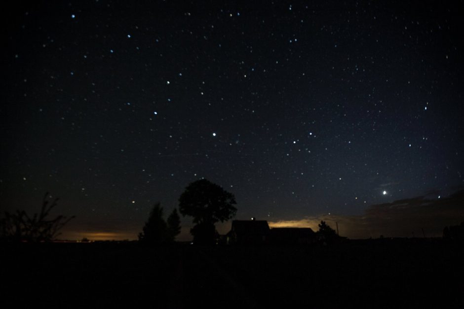 Naktį danguje – meteorų rekordas