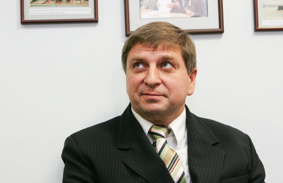Buvęs „Vilniaus vandenų“ vadovas lieka išteisintas dėl kyšininkavimo