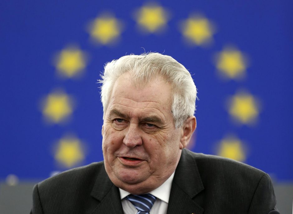 Apklausa: Čekijos prezidentas gali susilaukti rimto konkurento rinkimuose