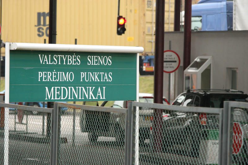 Dėl kelio remonto Baltarusijoje galimi eismo ribojimai per Medininkų punktą