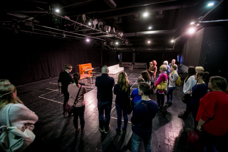 Ekskursijoje po Kauno dramos teatrą – nematytos erdvės