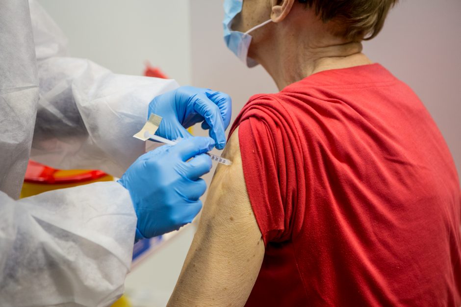 Mažiausiai žmonių paskiepijęs Šalčininkų rajonas siūlo keisti vakcinavimo tvarką