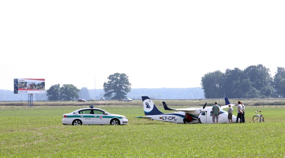 Kauno rajone nukrito lėktuvas