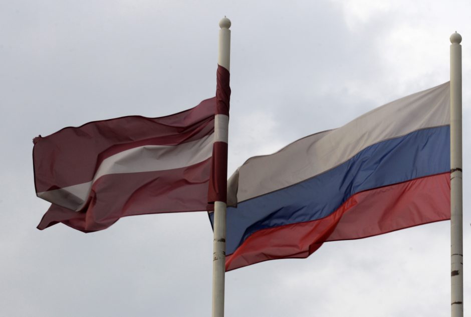 Maskva piktinasi Latvijos sprendimu išsiųsti du rusų žurnalistus