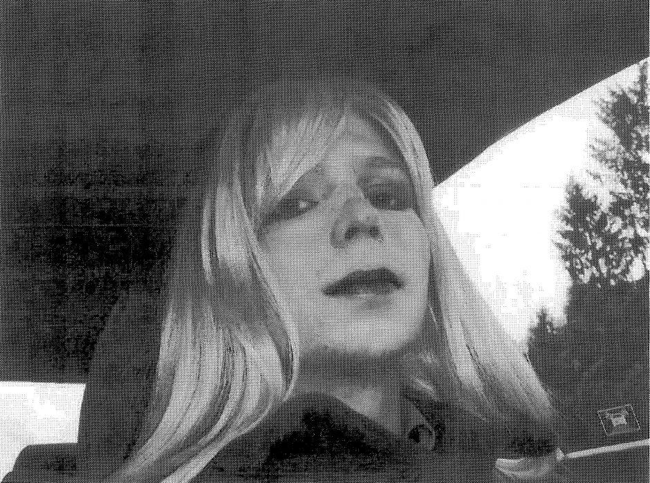 „WikiLeaks“ šaltinis Ch. Manning išeis į laisvę kaip moteris