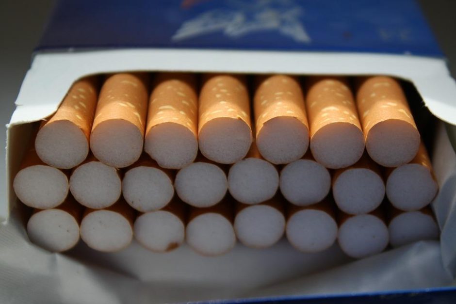 Pasieniečiai Kauno rajone rado kontrabandinių cigarečių ir nelegalaus alkoholio